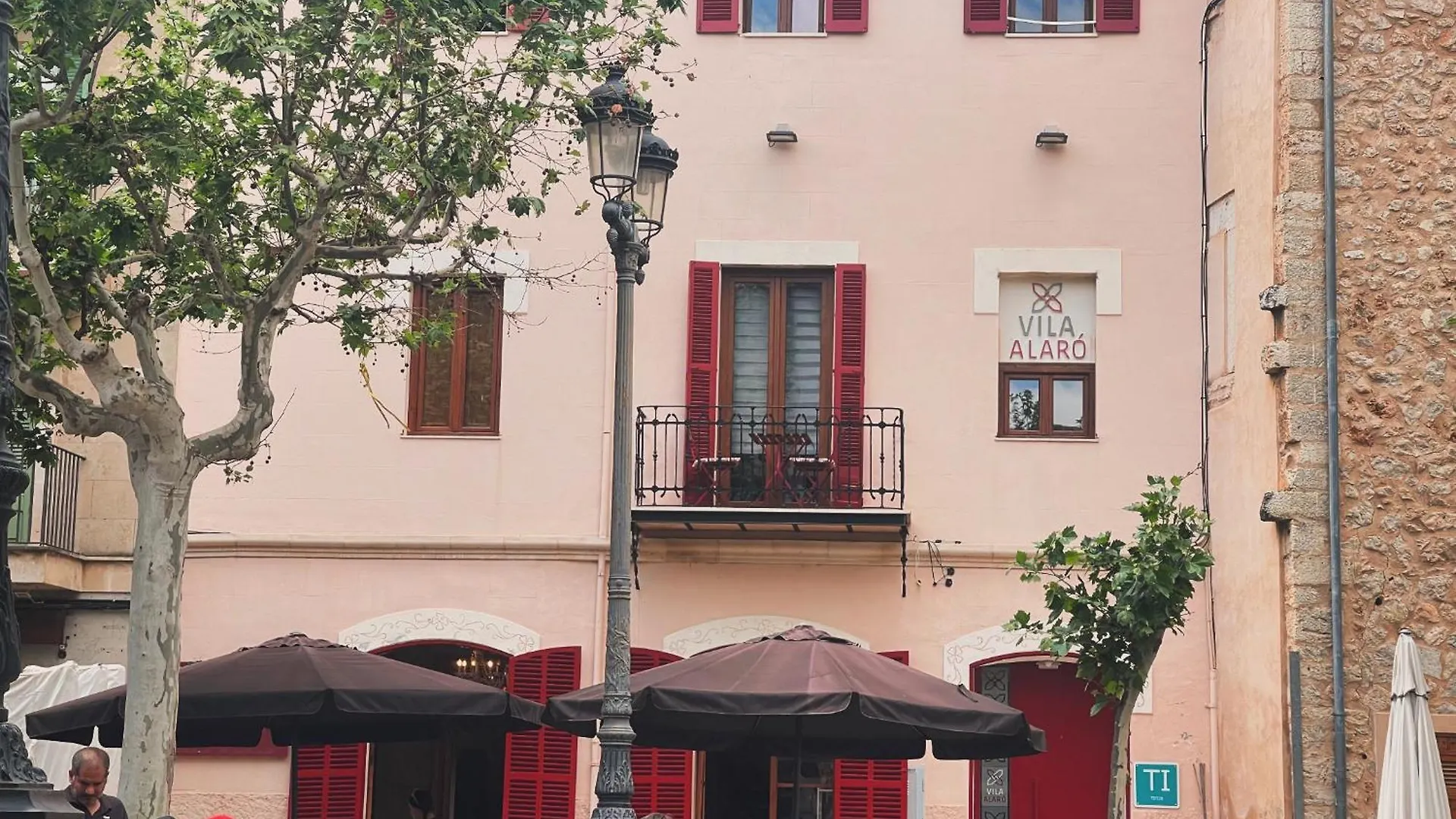 Vila Alaro Ti スペイン